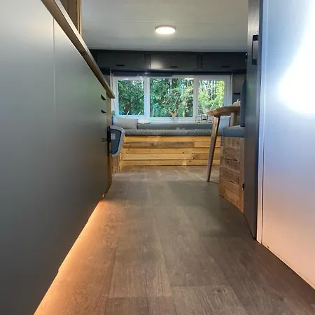 Deern'wood Κάμπινγκ